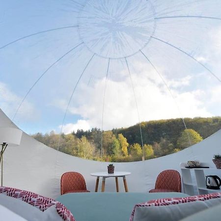 Bulle Hirondelle Hotel Quarré-les-Tombes Buitenkant foto